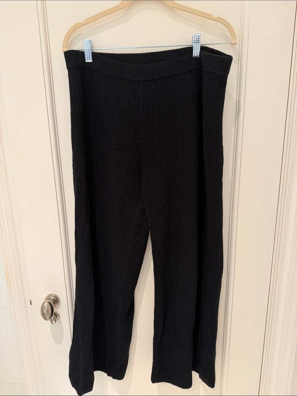 GAP Black Ribbed Wide-Leg Knit Trousers